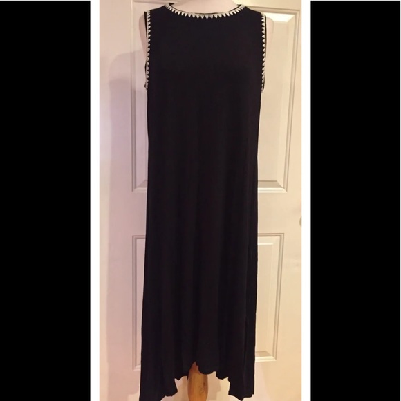 Vince Camuto Dresses & Skirts - Vince Camuto sleeveless maxi dress black L